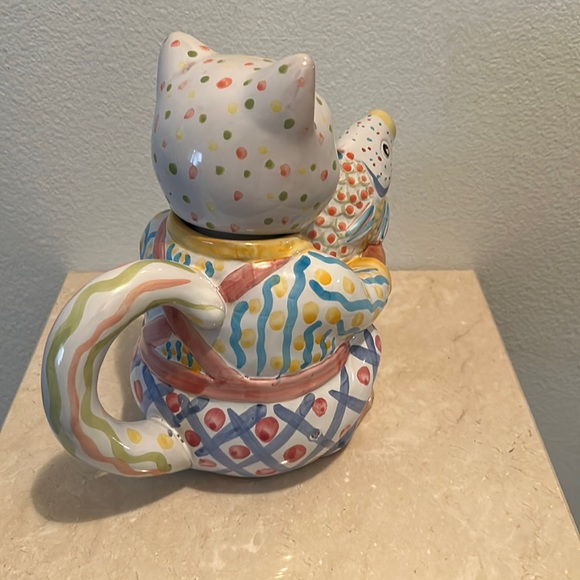 Vintage Cat w/ fish teapot. - Picture 5 of 8